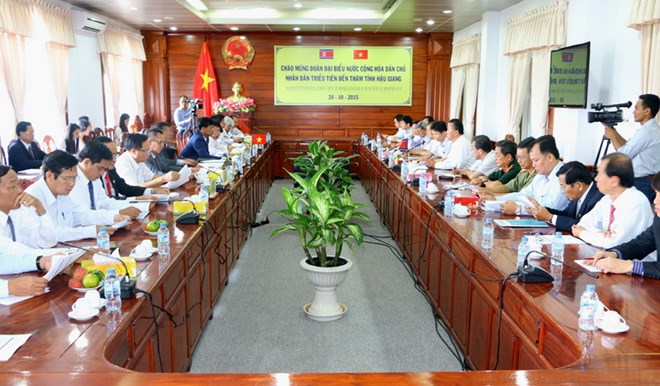 Description: https://img.vietnamplus.vn/t660/Uploaded/xpcwvovt/2015_10_29/20151029_Ri_Ryong_Nam.jpg